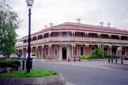 Jens Town Hall Hotel - Tweed Heads Accommodation 0