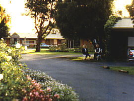 Colonial Village Motel - Tweed Heads Accommodation 0