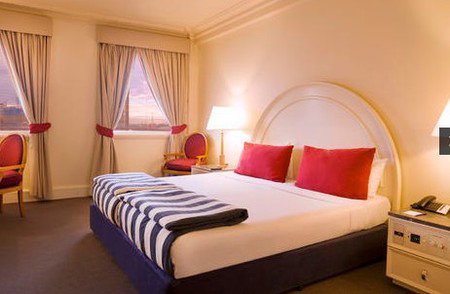 Vibe Savoy Hotel Melbourne - Tweed Heads Accommodation 3