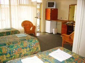 Pelican At Lakes Motel - Tweed Heads Accommodation 3