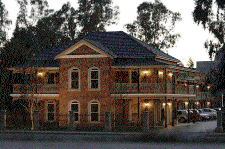 Carlyle Suites & Apartments - Tweed Heads Accommodation 0