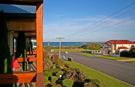 Seaview Motel & Apartments - Tweed Heads Accommodation 3