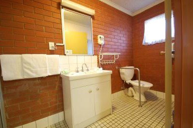 Junction Motor Inn - Tweed Heads Accommodation 3