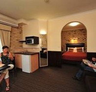 Highlander Motor Inn And Apartments - Tweed Heads Accommodation