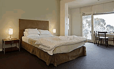 Lorne Hotel - Tweed Heads Accommodation 1