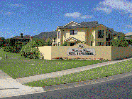 Hopkins House Motel & Apartments - Tweed Heads Accommodation 3
