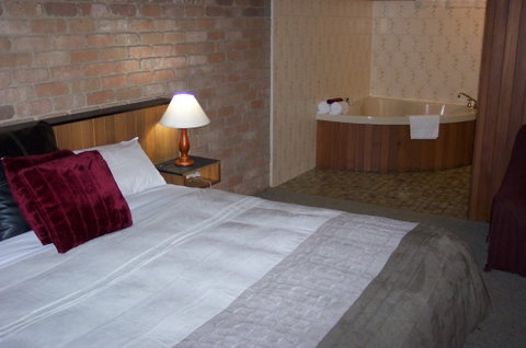 Farnham Court Motel - Tweed Heads Accommodation 1