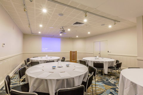 Ramada Hotel Hope Harbour - Tweed Heads Accommodation 5