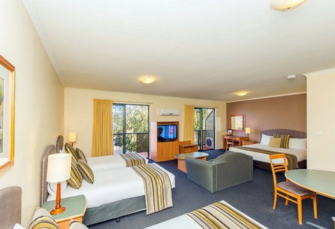 Alpha Hotel Canberra - Tweed Heads Accommodation 4
