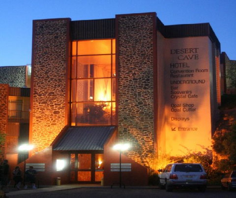 Desert Cave Hotel - Tweed Heads Accommodation 1