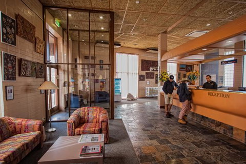 Desert Cave Hotel - Tweed Heads Accommodation 4