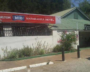 Mataranka Hotel Motel - Tweed Heads Accommodation 2