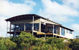 Saar Beach House - Tweed Heads Accommodation 0
