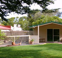 Shiralea Country Cottage - Tweed Heads Accommodation