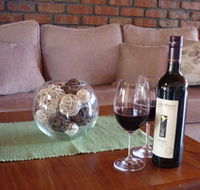 The Creek Cottage - Tweed Heads Accommodation
