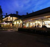 The Stirling Hotel - Tweed Heads Accommodation