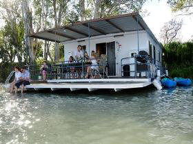 The Murray Dream Self Contained Moored Houseboat - Tweed Heads Accommodation 0
