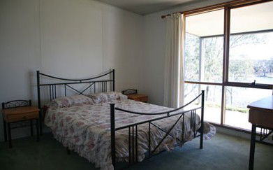 Toolunka Estate Cottage - Tweed Heads Accommodation 3