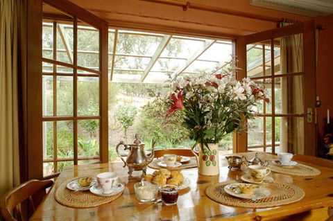 Amanda's Cottage 1899 - Tweed Heads Accommodation 3