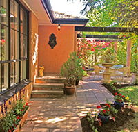 Adelaide Hills Retreats - Villa Lemoni - Tweed Heads Accommodation
