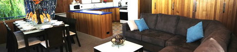Moving Waters Self Contained Moored Houseboat - Tweed Heads Accommodation 7