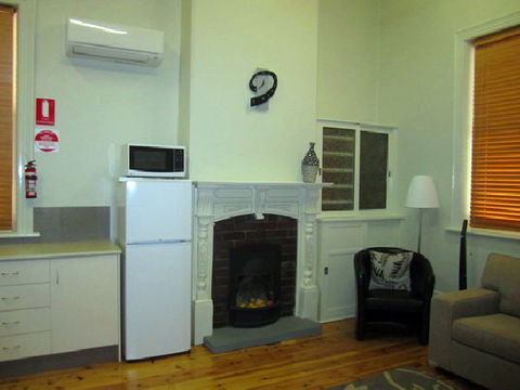 Clydesdale Cottage B&B - Tweed Heads Accommodation 2