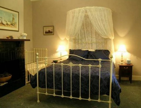 Linfield Cottage - Tweed Heads Accommodation 4