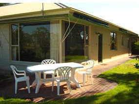 Riverfront Retreat - Tweed Heads Accommodation 6