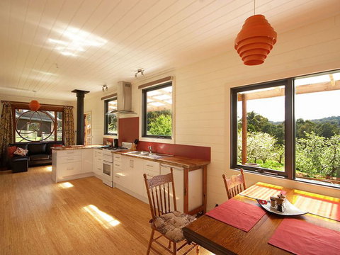 Elvenhome Farm Cottage - Tweed Heads Accommodation 2