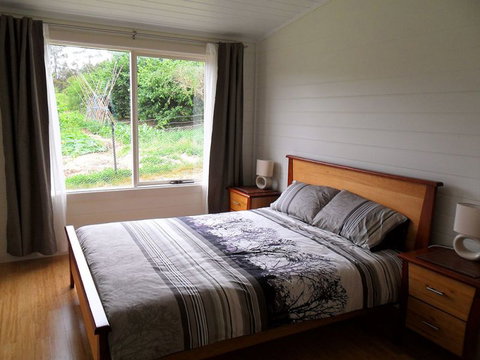Elvenhome Farm Cottage - Tweed Heads Accommodation 3