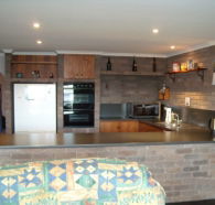 Three Hut Point Waterfront Accommodation - Tweed Heads Accommodation