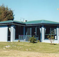 Homelea Accommodation Spa Cottage and Apartments - Tweed Heads Accommodation