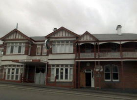 Lords Hotel - Tweed Heads Accommodation 0