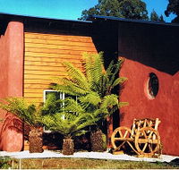 Whispering Spirit Holiday Cottages and Miniature Pony Stud - Tweed Heads Accommodation