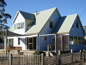 The Big Blue Retreat - Tweed Heads Accommodation 0