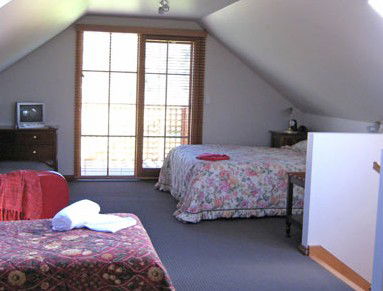 Amble Inn Cottage - Tweed Heads Accommodation 4
