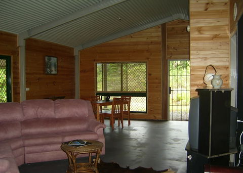 Daintree Mountain View Retreat And Vanilla Beans - Tweed Heads Accommodation 1