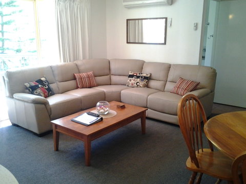 Rainbow Getaway Holiday Apartments - Tweed Heads Accommodation 2