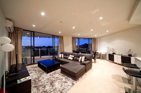Axis Apartment Short Term Accommodation - Tweed Heads Accommodation 0