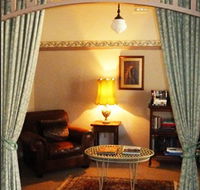 Old England Accommodation - Tweed Heads Accommodation