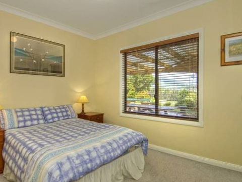 Lavender Views - Tweed Heads Accommodation 2