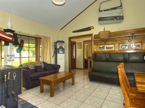 Lavender Views - Tweed Heads Accommodation 4