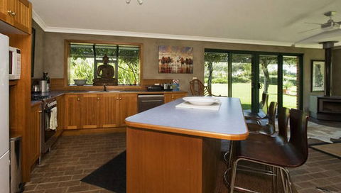 Banksia Garden Retreat - Tweed Heads Accommodation 0