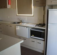 Bowlo Holiday Cabins - Tweed Heads Accommodation