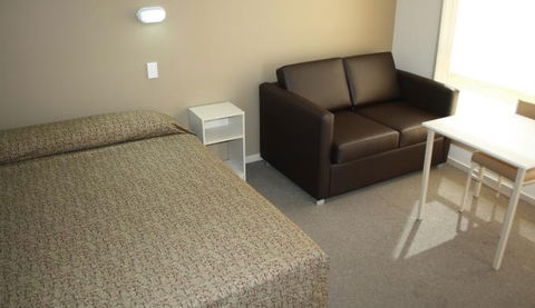 Bowlo Holiday Cabins - Tweed Heads Accommodation 3