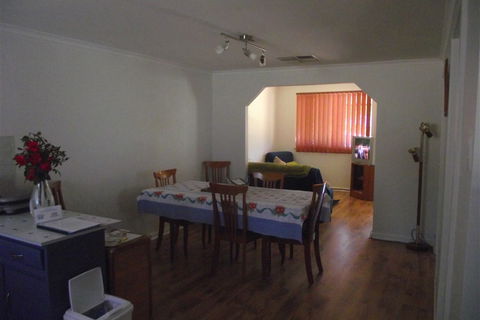 Aly's Cottage - Tweed Heads Accommodation 1