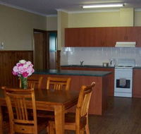 Riverland Holiday Cottage - Tweed Heads Accommodation