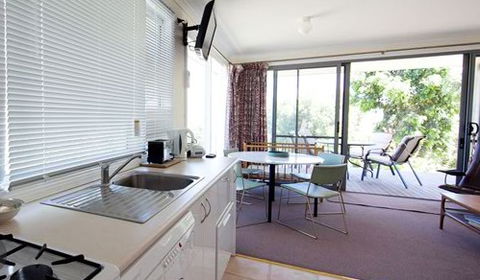 Queens Cottage - Tweed Heads Accommodation 2