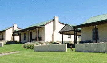 Wagga Wagga Country Cottages - Tweed Heads Accommodation 1