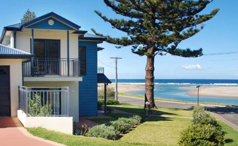 Allure Gerroa - Tweed Heads Accommodation 5